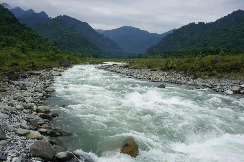 Bomdila – Dirang – Tawang – Bhalukpong Tour