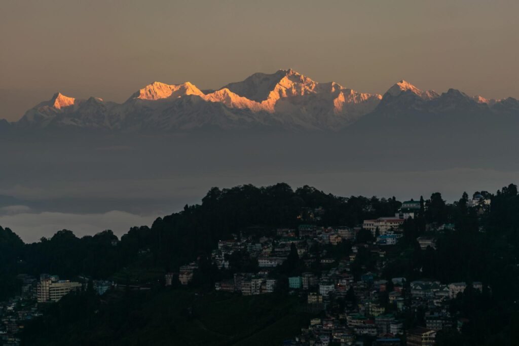 🏔️ Darjeeling & Gangtok – A Magical Himalayan Escape