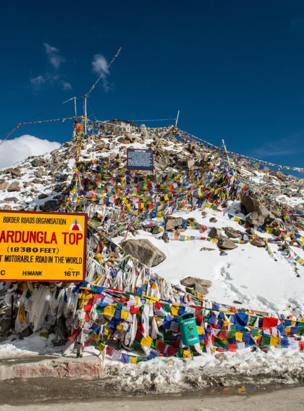 🏔️ Khardung La – Ride Into the High Mountains